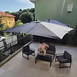 Grignetta Relax Giardino E Jacuzzi Apartment