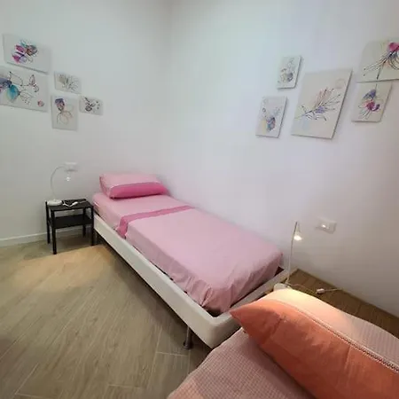 Grignetta Relax Giardino E Jacuzzi 公寓 瓦拉泽