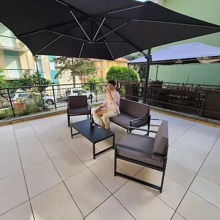 Grignetta Relax Giardino E Jacuzzi 公寓