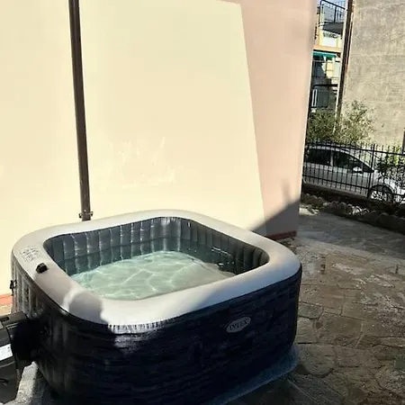Grignetta Relax Giardino E Jacuzzi 公寓 *