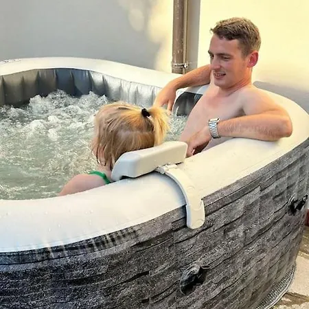 Grignetta Relax Giardino E Jacuzzi Apartment Varazze
